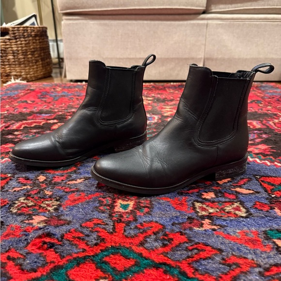 Black Leather Women’s Chelsea Boots - Picture 2 of 6